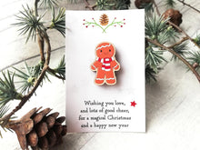 Load image into Gallery viewer, Christmas gingerbread wooden pin