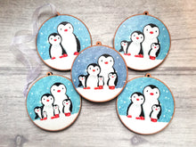 Load image into Gallery viewer, Penguin family Christmas decoration