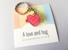 Load image into Gallery viewer, A love and hug keyring