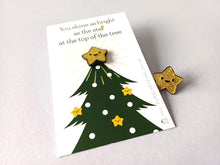 Load image into Gallery viewer, Christmas star enamel pin, tiny gold glitter star - Tiny gold star pin - Christmas gift for friend - Small pin with rubber clutch