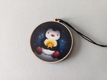 Load image into Gallery viewer, Penguin and star, small Christmas decoration - Wooden Christmas Ornament - Small Decoration For Year-Round Display