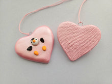 Load image into Gallery viewer, Penguin heart pink