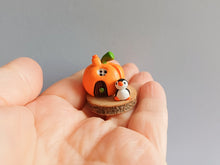 Load image into Gallery viewer, Tiny pumpkin house and penguin