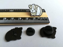 Load image into Gallery viewer, Mini pig enamel pins