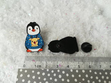 Load image into Gallery viewer, Christmas penguin soft enamel pin, penguin brooch, Christmas glitter jumper. Blue or red
