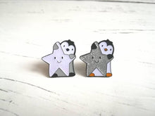 Load image into Gallery viewer, SECONDS Little penguin and sparkly star pin. Small penguin glitter enamel pin.