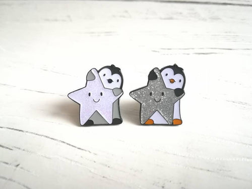 SECONDS Little penguin and sparkly star pin. Small penguin glitter enamel pin.