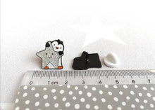 Load image into Gallery viewer, Little penguin and star pin. Penguin glitter enamel pin.