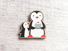 Load image into Gallery viewer, Cute cupcake and penguin magnet