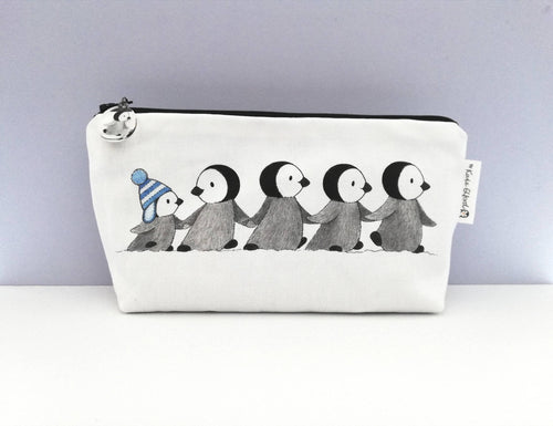 Penguin chick make up bag. 100% cotton. Zip opening with black lining