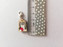 Load image into Gallery viewer, Cat stitch marker, mini wooden cat and wool, ethically sourced wood, crochet marker, cat charm
