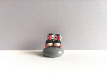 Load image into Gallery viewer, Miniature puffins. Pottery and glass tiny ornament. Cute mini pair of puffins