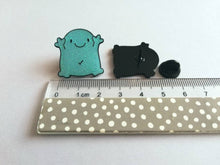 Load image into Gallery viewer, A positive vibe enamel pin, cute turquoise glittery pin, positive fun enamel brooch, caring, friendship, support enamel badges