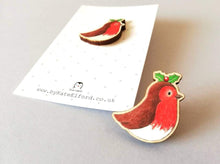 Load image into Gallery viewer, Robin pin, eco friendly wooden holly Christmas brooch, Responsibly resourced wood, eco friendly. Robin badge