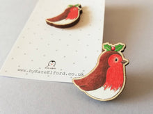 Load image into Gallery viewer, Robin pin, eco friendly wooden holly Christmas brooch, Responsibly resourced wood, eco friendly. Robin badge