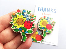 Load image into Gallery viewer, Thanks a bunch wooden flower fridge magnet, cute, happy thank you gift, teacher gift, Mother's day, mum, someone special, friend