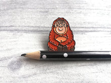 Load image into Gallery viewer, The optimistic orangutan enamel pin, positive gift, everything will be ok