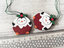 Load image into Gallery viewer, Penguin pudding Christmas decoration