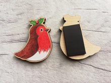 Load image into Gallery viewer, Robin magnet, little Christmas wooden fridge magnet. Made from ethically sourced wood