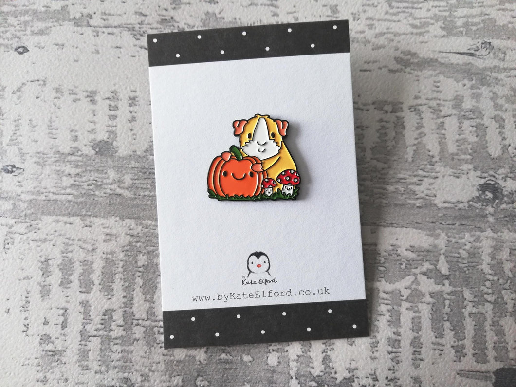 Guinea pig and pumpkin enamel pin, autumn pin, Halloween guinea pig enamel pins