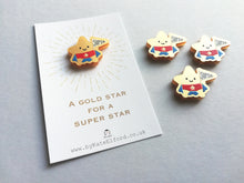 Load image into Gallery viewer, Gold star miniature magnet seconds
