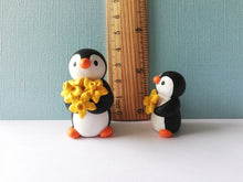 Load image into Gallery viewer, Pair of penguins and daffodils
