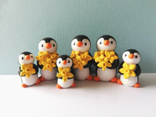 Load image into Gallery viewer, Pair of penguins and daffodils

