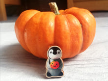 Load image into Gallery viewer, Penguin and pumpkin wooden pin
