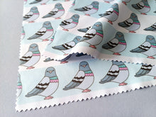 Load image into Gallery viewer, Pigeon Glasses Screen Cleaner - Lens Cloth, Cute Bird Screen Wipe, Fabric Screen Wipe
