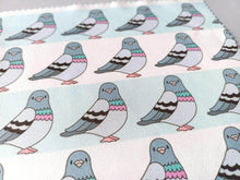 Load image into Gallery viewer, Pigeon Glasses Screen Cleaner - Lens Cloth, Cute Bird Screen Wipe, Fabric Screen Wipe
