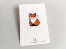 Load image into Gallery viewer, Fox Enamel Pin
