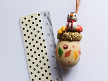 Load image into Gallery viewer, Tiny penguin and acorn
