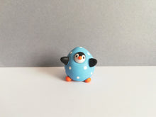 Load image into Gallery viewer, Miniature pottery penguin egg
