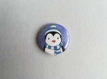 Load image into Gallery viewer, Penguin winter button badge
