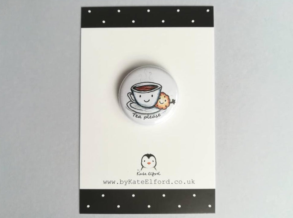 Mini cup of tea button badge with the wording tea please