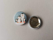 Load image into Gallery viewer, Christmas penguin button badge
