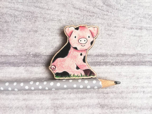 Pig magnet, little wooden pig fridge magnet.