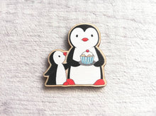 Load image into Gallery viewer, Cute cupcake and penguin magnet
