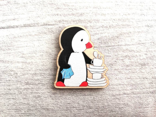 Kitchen penguin, little washing up magnet, wooden penguin, fridge magnet