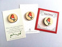 Load image into Gallery viewer, Robin magnet, little memory robin, tiny wooden fridge magnet. Made from ethically sourced wood
