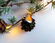 Load image into Gallery viewer, Little robin enamel pin, Christmas pin, memory robin, choice of backing cards
