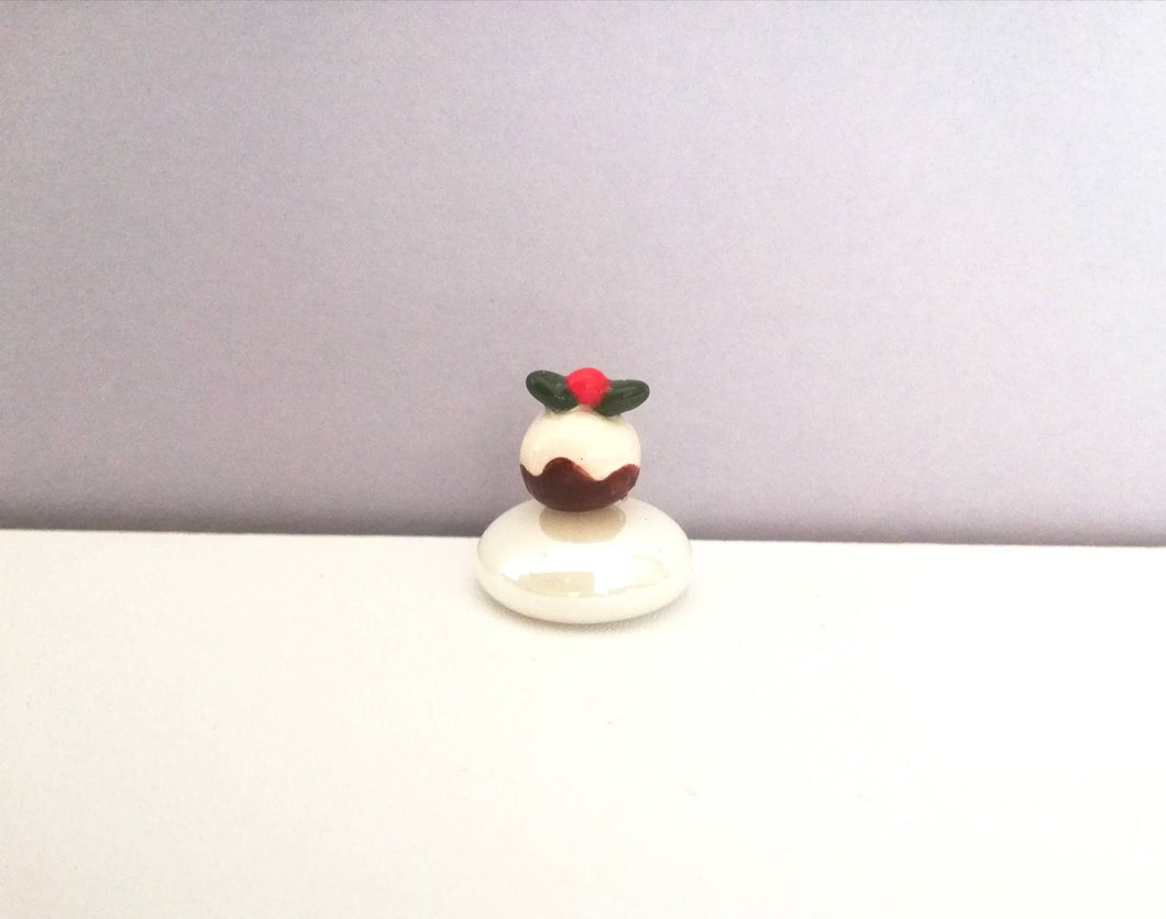 Miniature robin, pudding and snowman. Pottery and glass tiny ornament. Cute mini Christmas ornaments.