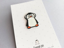 Load image into Gallery viewer, Penguin in glitter glasses enamel pin, cute penguin brooch
