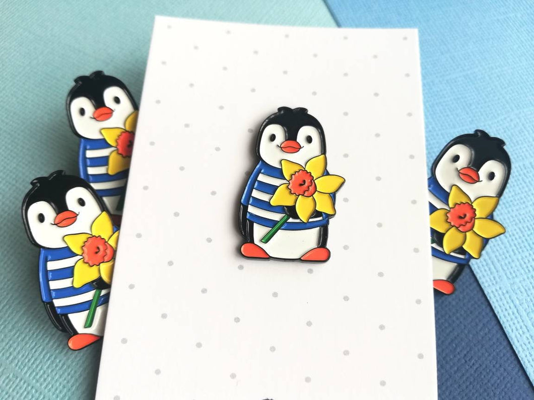Penguin and daffodil enamel pin, penguin brooch. Boo the penguin spring flower pin