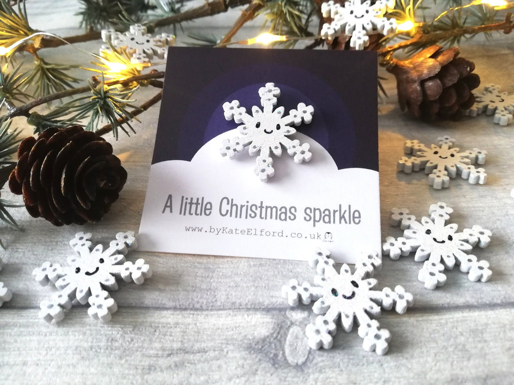 Little sparkly snowflake magnet, hand painted mini wooden magnet
